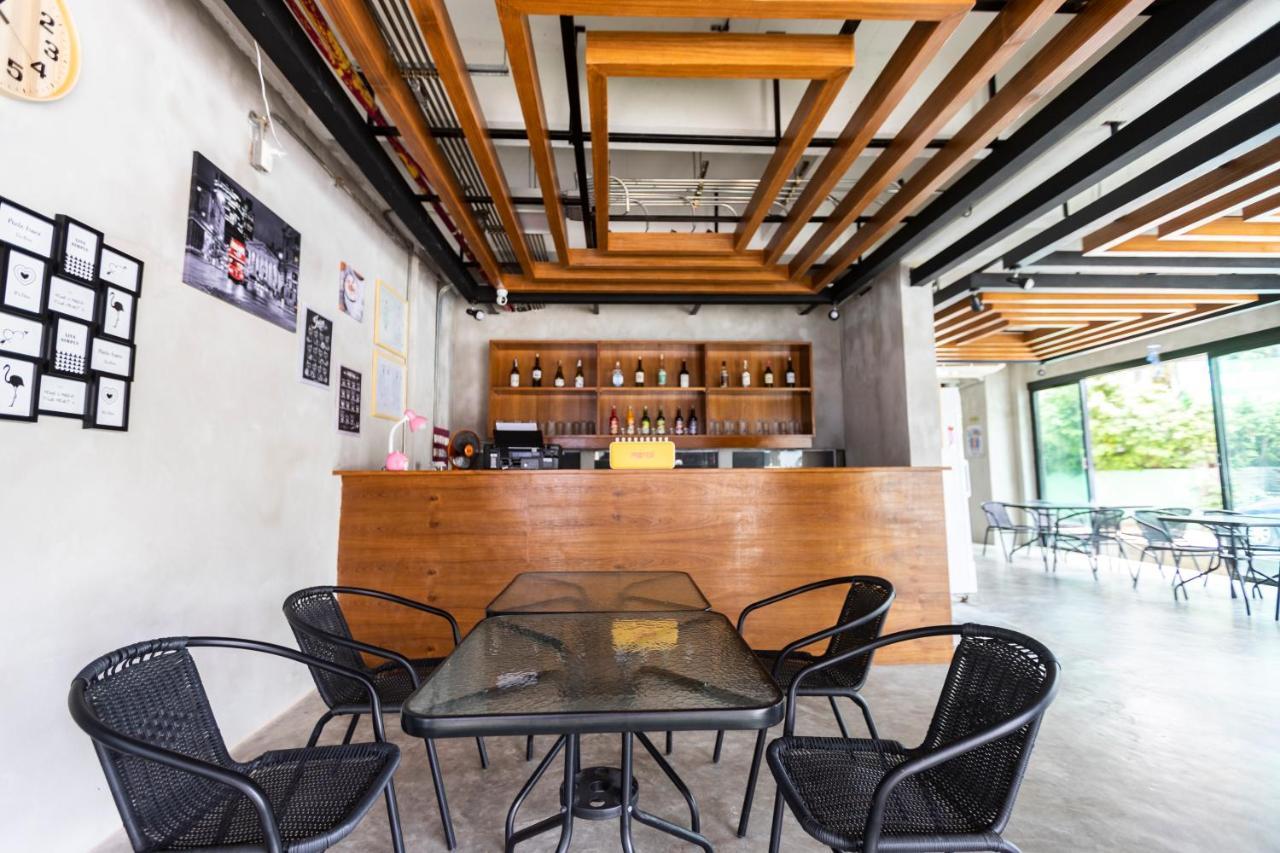 Firefly Phuket Hotel Patong ภายนอก รูปภาพ